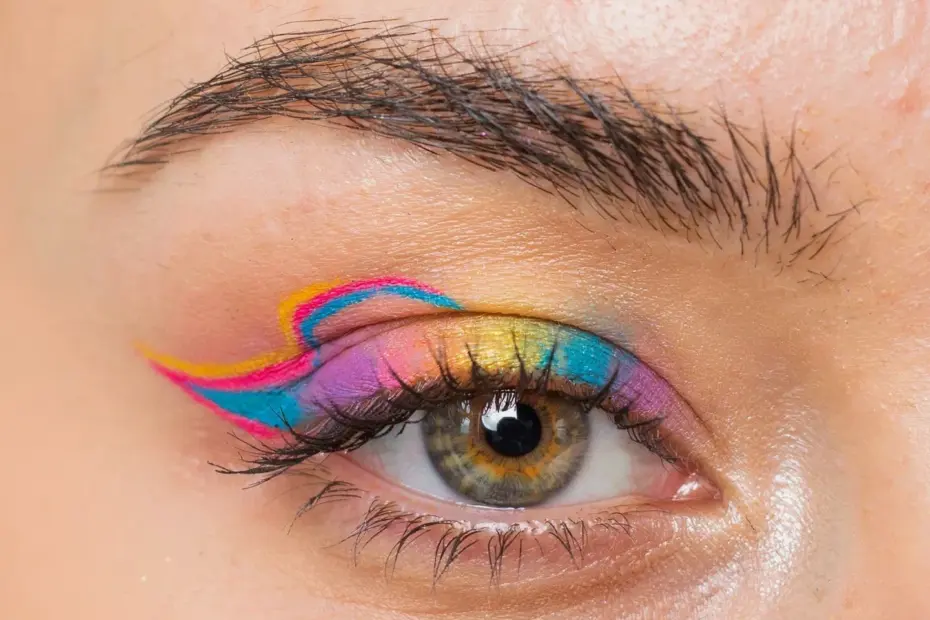 Subtle Eye Makeup Before After – Easy Winged Liner Look