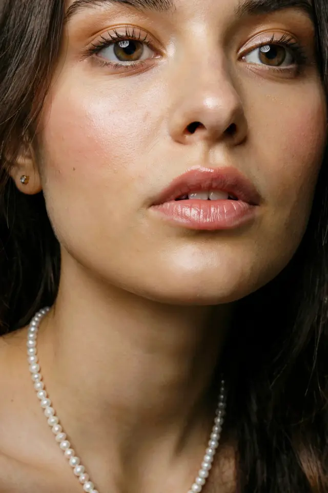 Quick Everyday Makeup Look - My Go-To 5-Minute Routine That Works